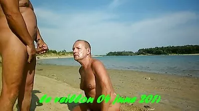 Чорне дерево і секс відео 2020 великий член входять в пизду ципочки