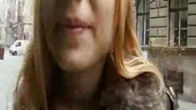 Дівчина ковтає дивитися секс відео товстий член кучерявою блондинки